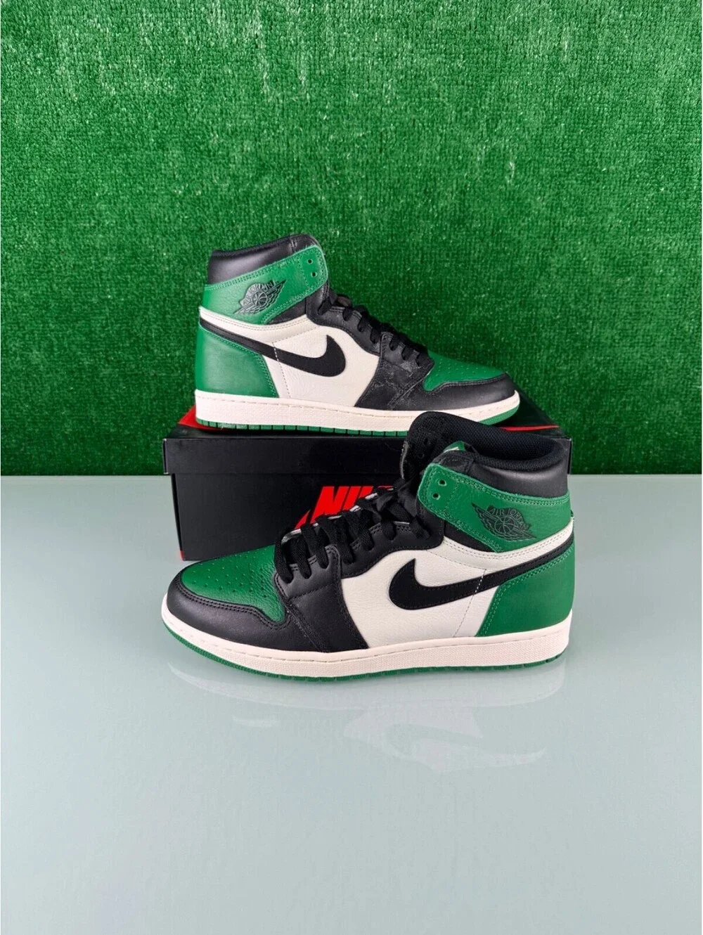 Size 11 - Jordan 1 Retro High OG Pine Green 2018